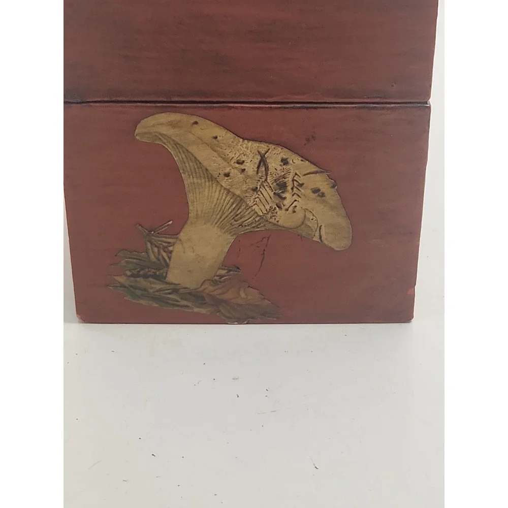 The Unbranded Brand retro wood